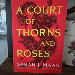 A court of thorns and roses series